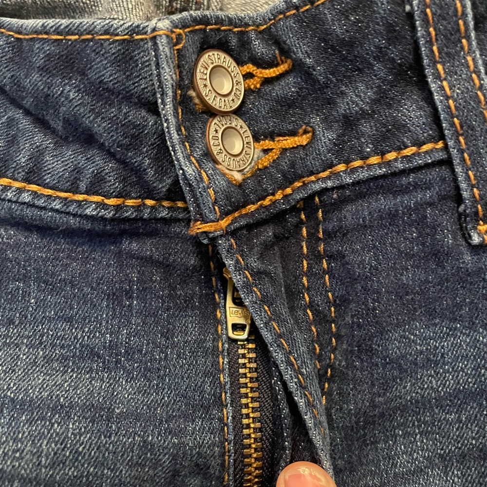 LEVIS HEMMED JEANS - Picture 4 of 11